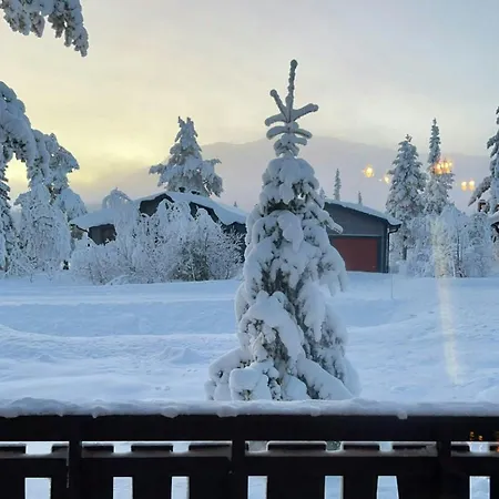 Ski-inski-out Near Fagerasen In 度假居
